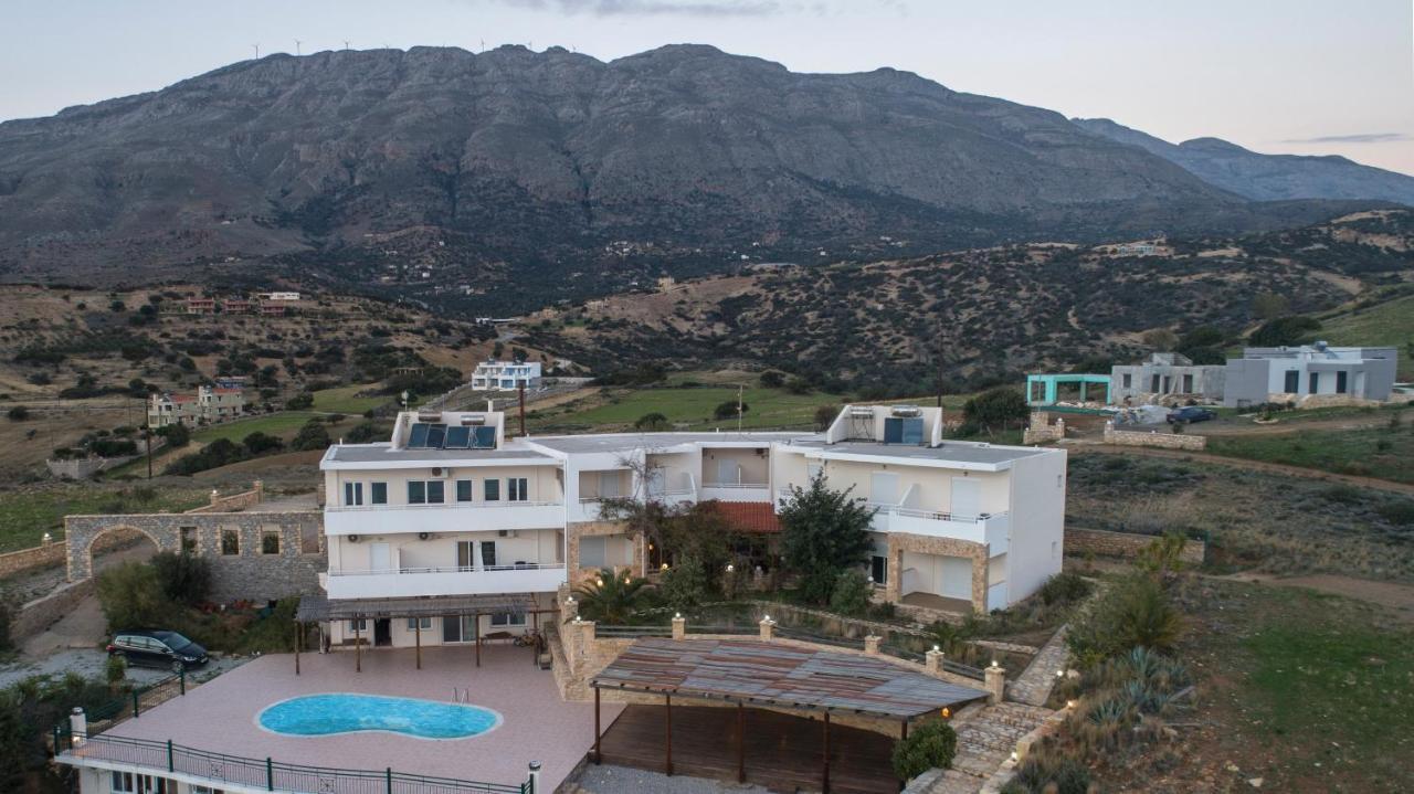 Hill Of Calm Hotel Triopetra Eksteriør billede