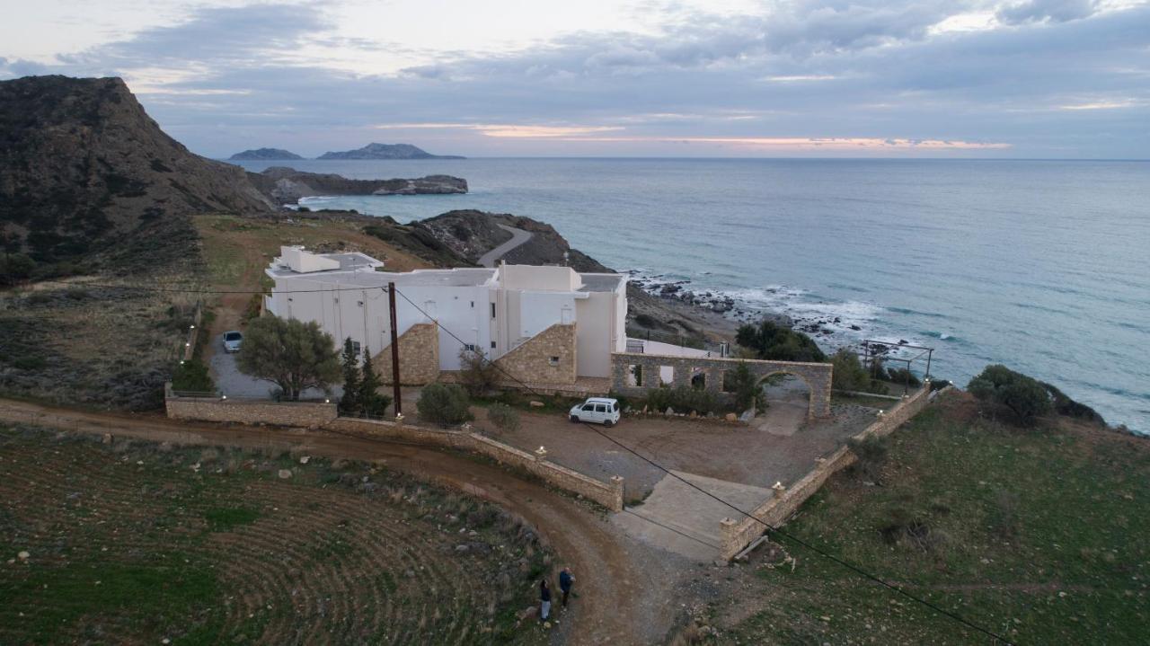 Hill Of Calm Hotel Triopetra Eksteriør billede
